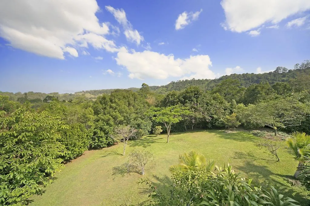The Country House At Hunchy Montville Bed & Breakfast