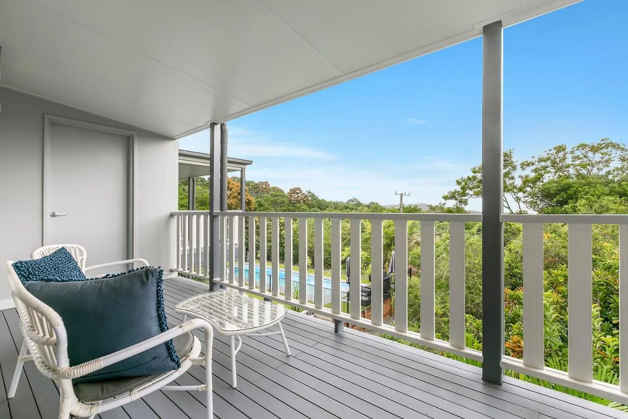 The Country House At Hunchy Montville