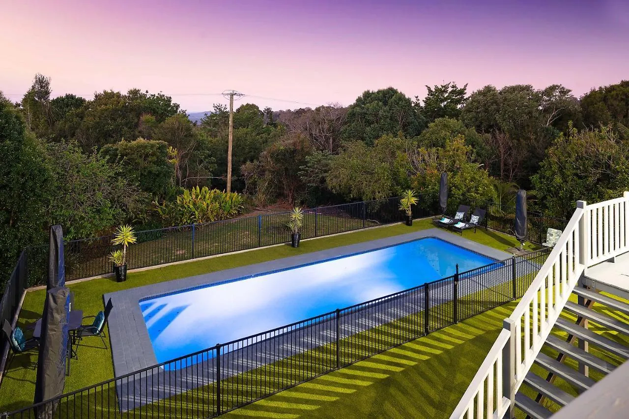 The Country House At Hunchy Montville Bed & Breakfast