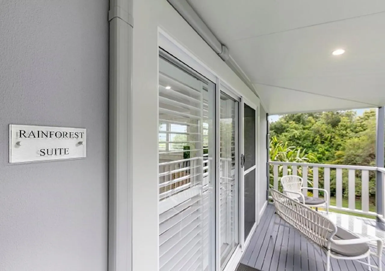The Country House At Hunchy Montville Bed & Breakfast