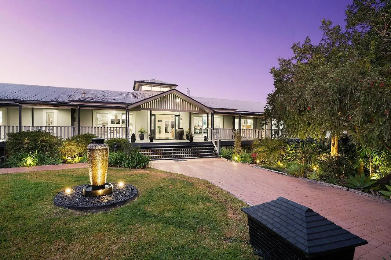 The Country House At Hunchy Montville